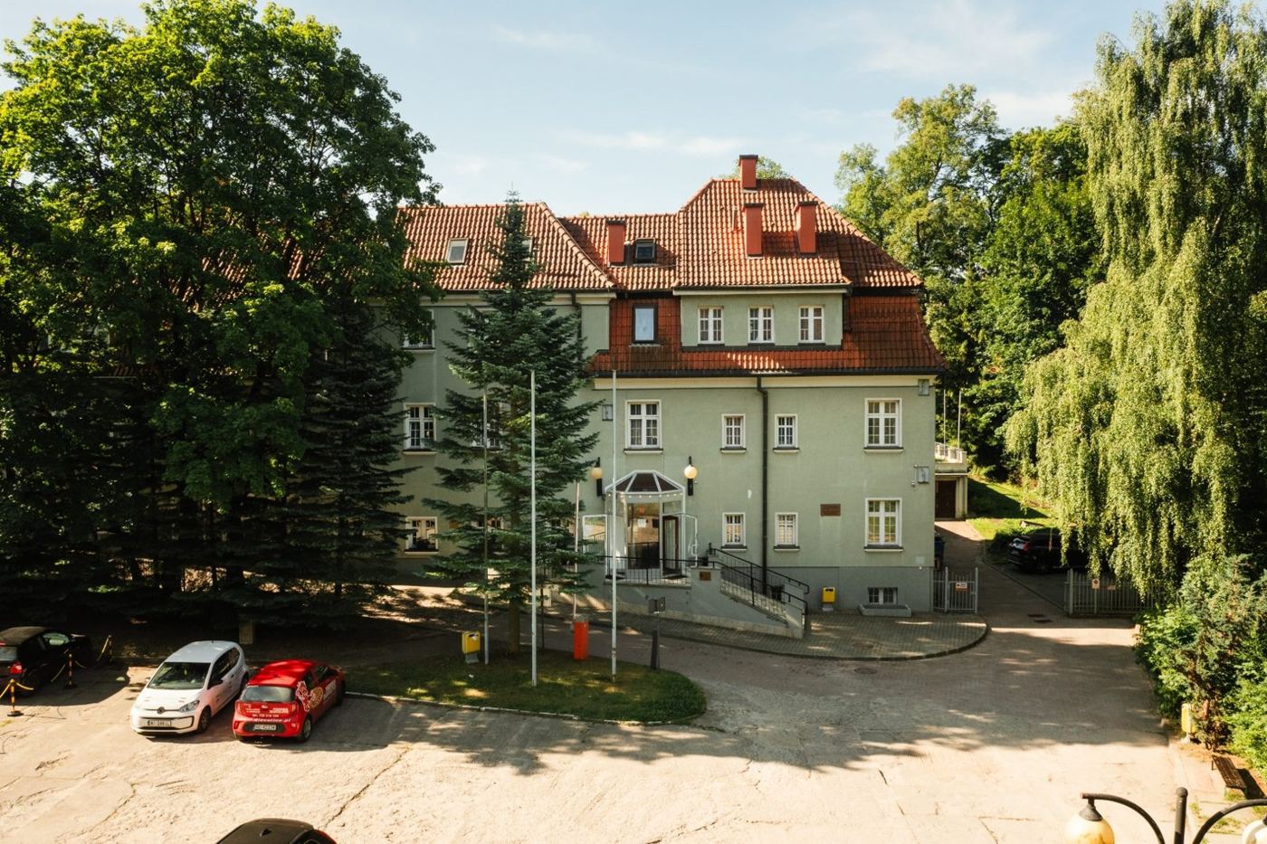 Kamienica w 2023 roku — dla porównania