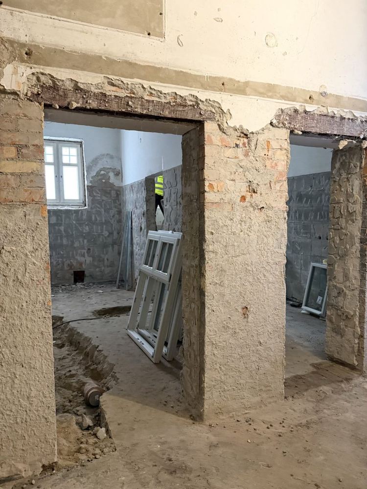 Rozbiórka dawnych ścian działowych, styczeń 2026