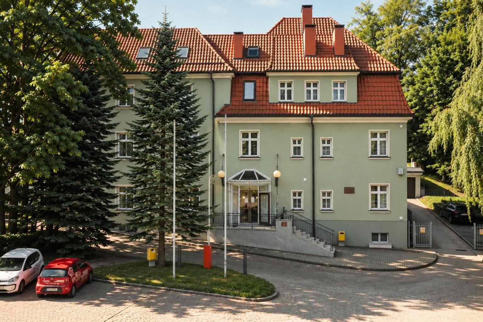 Kamienica Okopowa 25 przed remontem, 2023